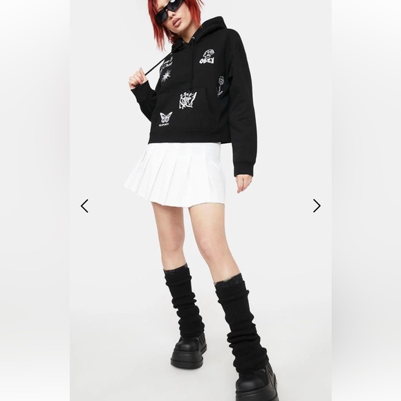 Obey Black Hoodie with Logo Tag - Picture 7 of 8